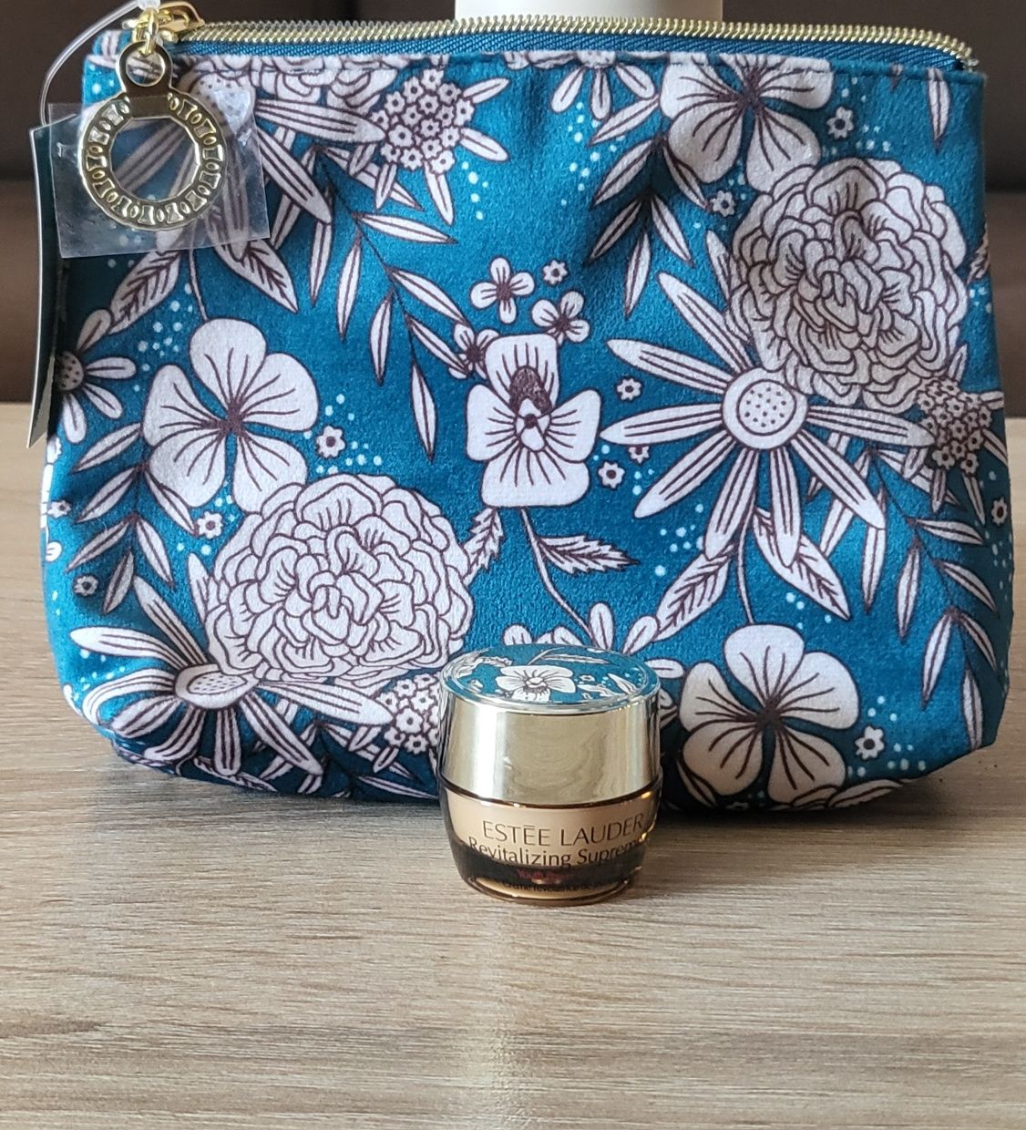 Еstee Lauder Revitalizing Supreme + Youth Power Crème
