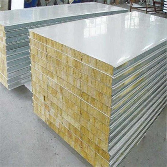 Container modular tip casa pliabil dimensiune  5800 X2460X 2500 cu usa