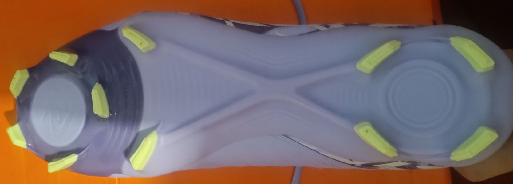 Футболни обувки Nike PHANTOM GX II  FG/MG