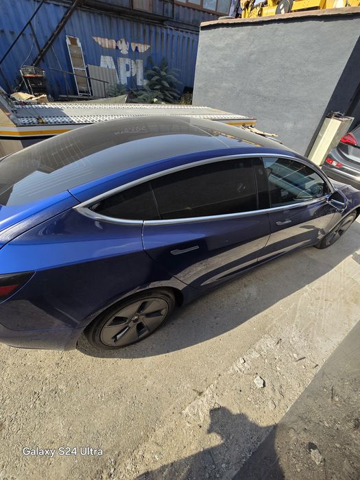 Тесла М3 из кореи.2019г.в