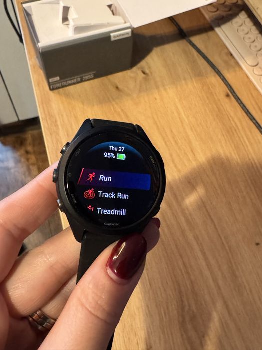 Часовник Garmin Forerruner 265S