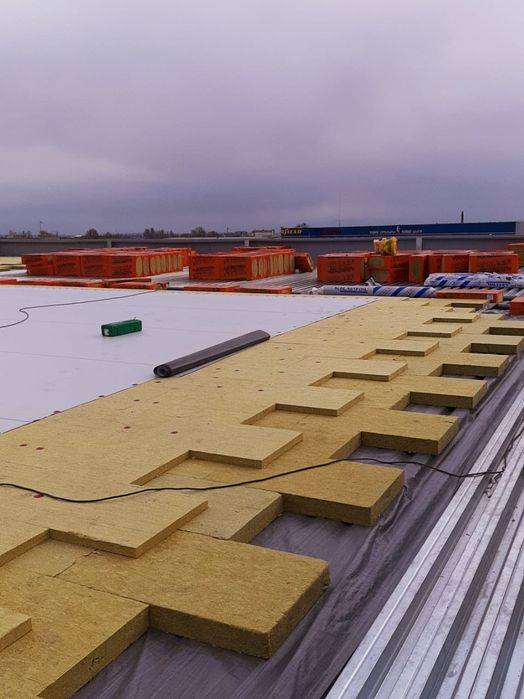 Монтаж ПВХ мембраны для плоской кровли. Все виды монтажа пвх мембраны.