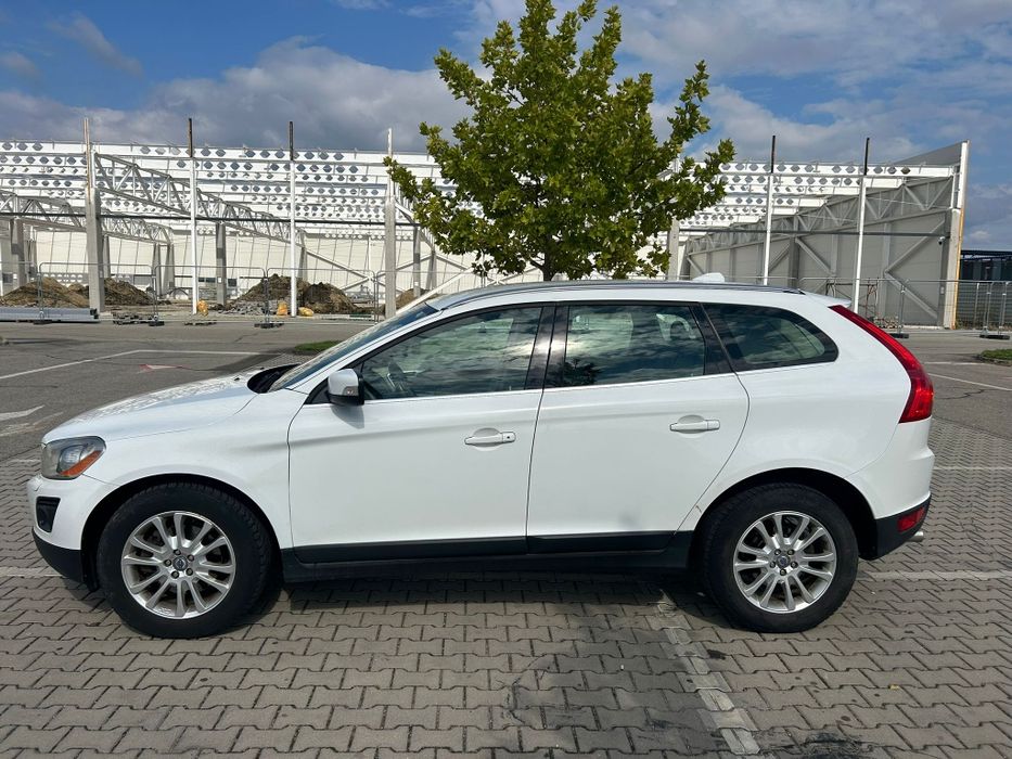 Volvo xc60 2009.