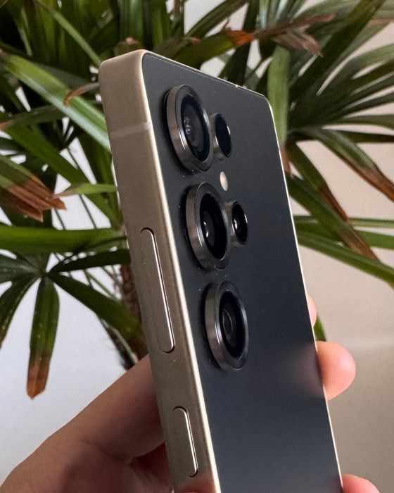 Samsung S25 ultra 5G 12/256Gb snapdragon- uzb boylab dastafka bor