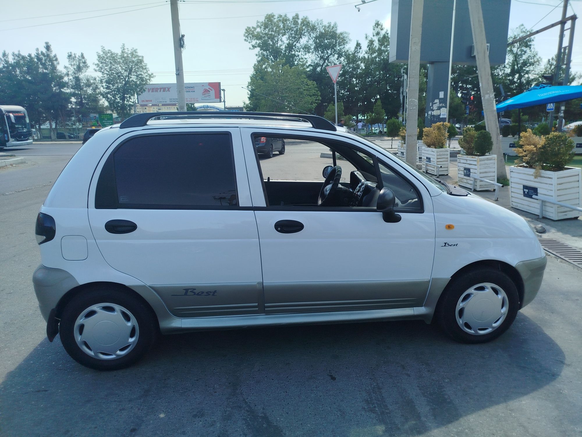 2010 best super konder 2750$ kelishamiz