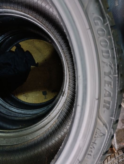Anvelope de iarnă 225 40 18 Goodyear dot 2020.Top.