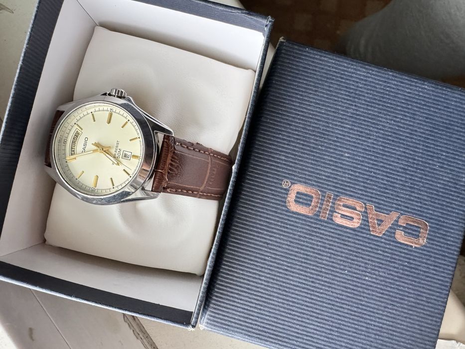 ЧАСЫ CASIO в отличном состоянии