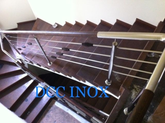 Balustrade inox, porti inox, confectii inox, copertine inox