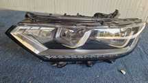 Far vw passat b8 cu banda led