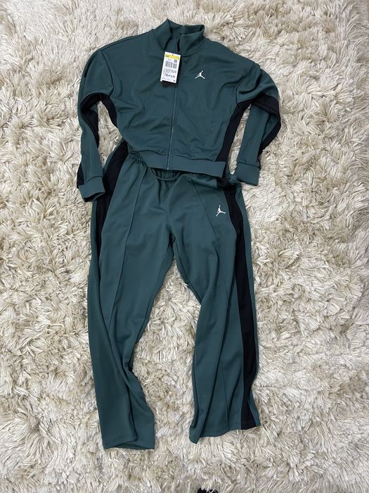 Trening Jordan Knit Original Nou la pret redus -50% 450 ron