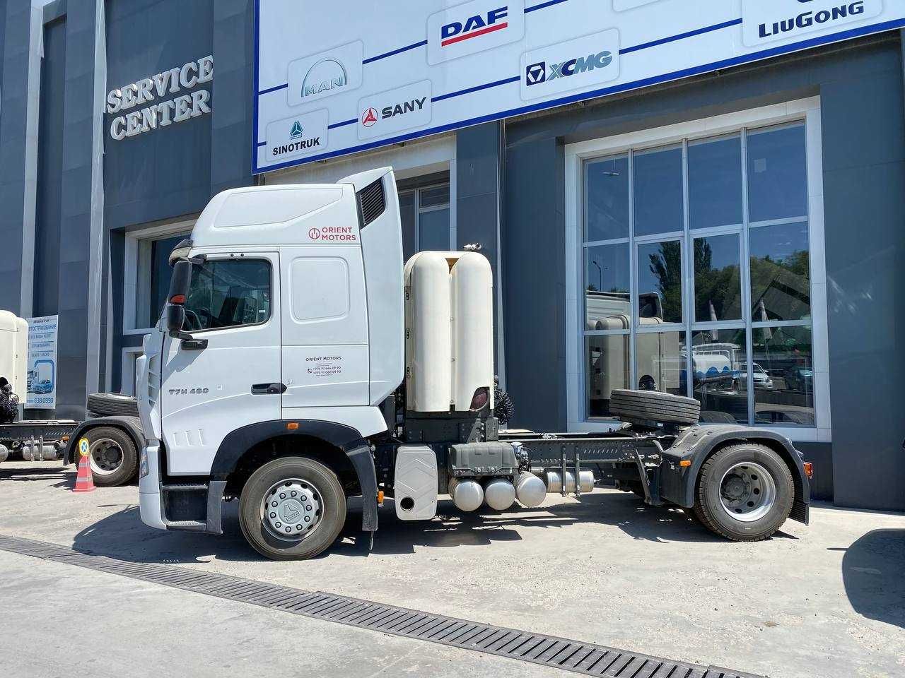Тягач Howo-T7H 460 4x2 CNG Метан(1 мост,Подушка) в Наличи!!!