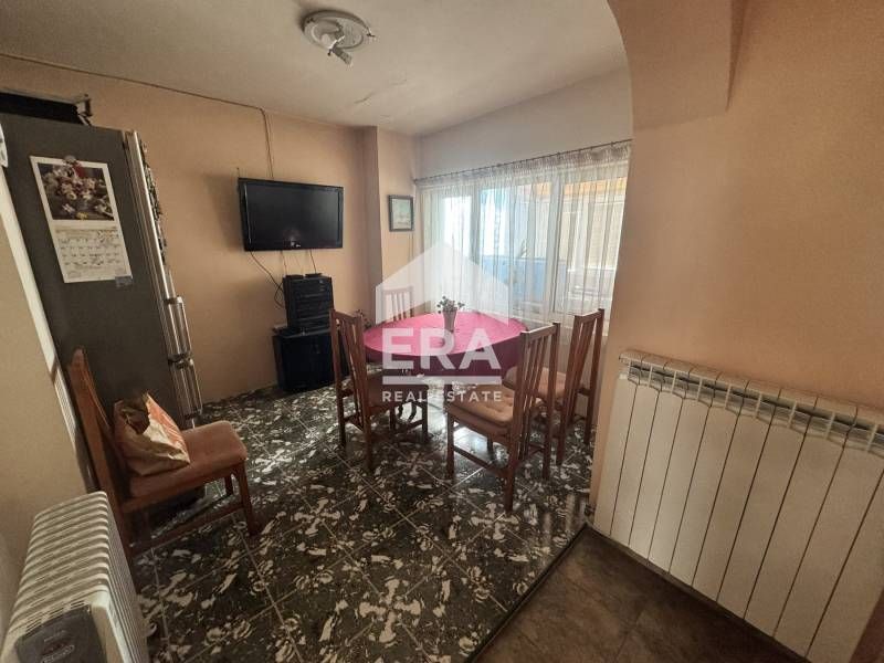 Продава се Четиристаен апартамент в Варна, Чаталджа - 144 кв.м за 1694 €/кв.м - Снимка #1