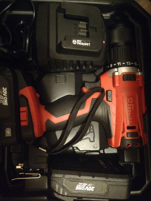 Set Bormasina + flex  cu acumulator