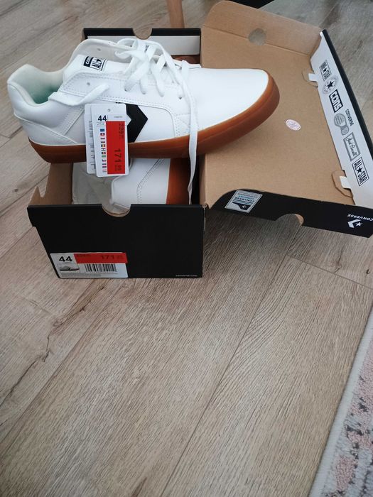 Converse All Star marimea 44 alb