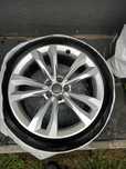 jante originale audi cu anvelope r19 ET 28/8,5 j