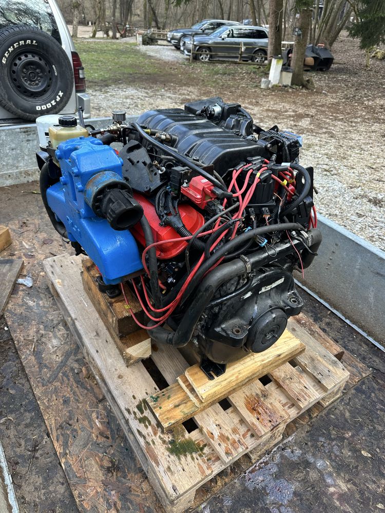 Mercruiser, бордови двигател  за лодка