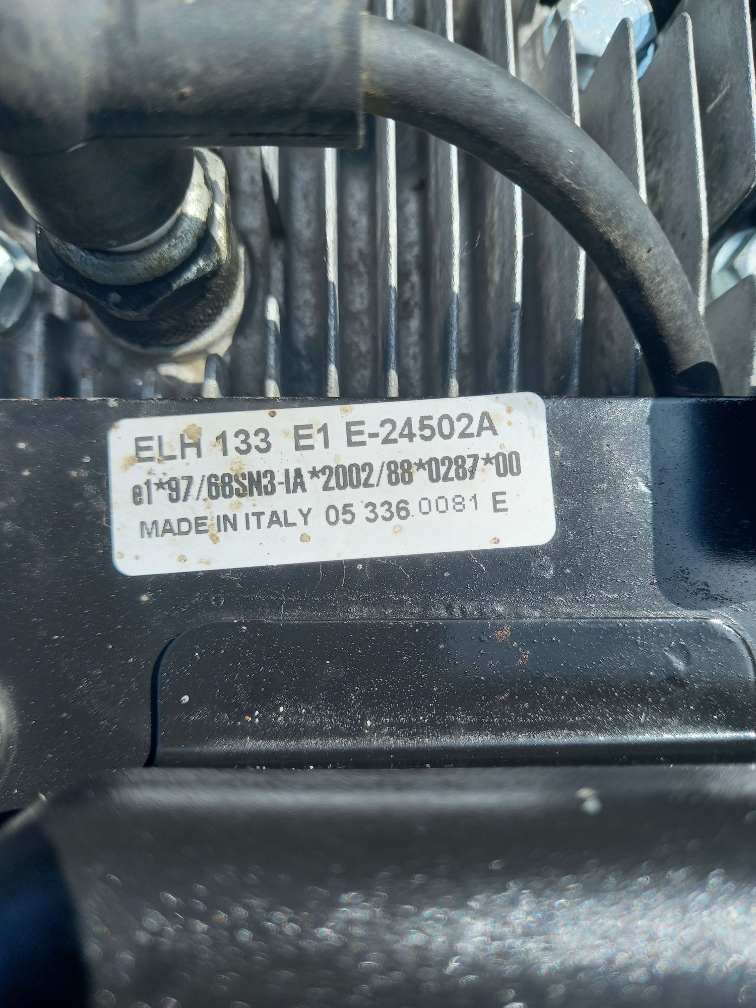 Scarificator gazon pe benzina