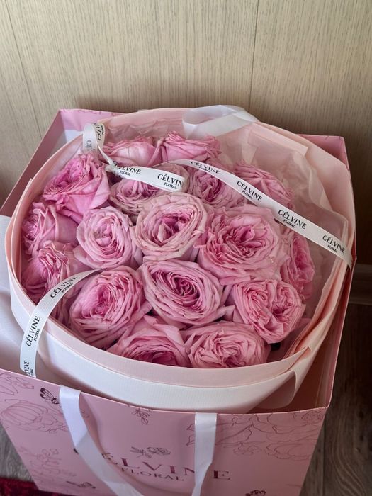 Свежие цветы от celvine floral