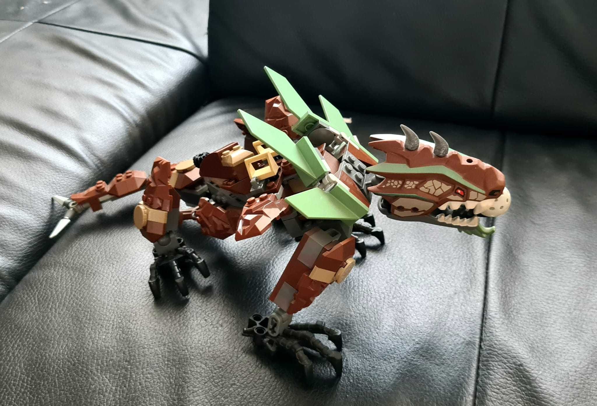 LEGO NINJAGO Earth Dragon Defense 2509 . Avem si 2506 , 2507 , 2508