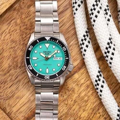 Seiko 5 Sport Tiffany Blue 38mm SRPK33K1