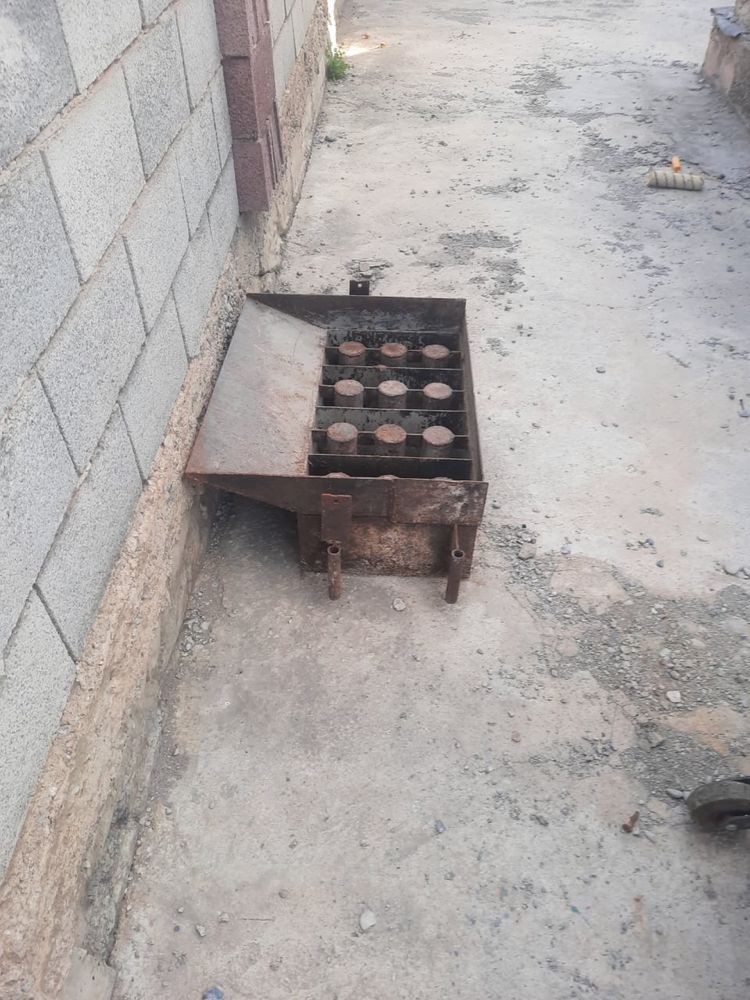 Шлакаблочный аппарат