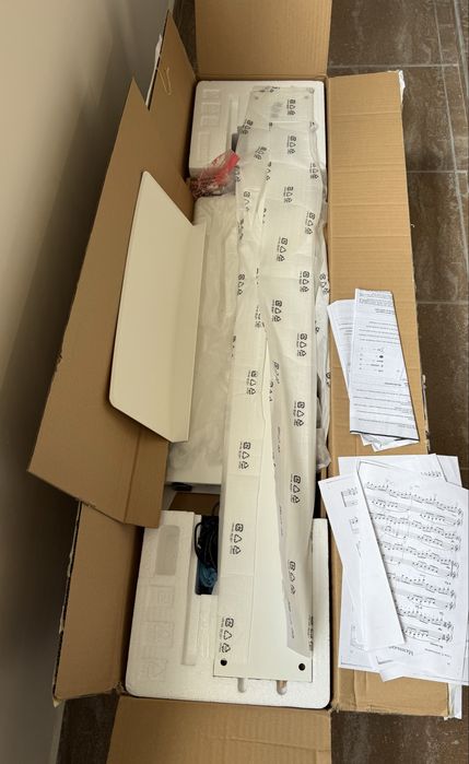 Състояние ново! Casio PX-160 и стойка - маса CD-67Pwe, не е сглобявано