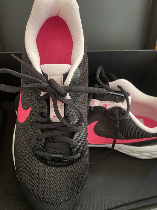Черни маратонки Nike