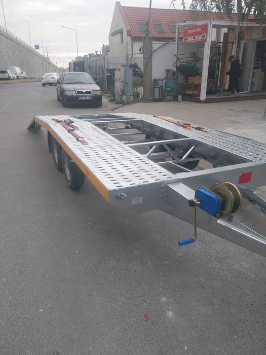 Platforma auto de vanzare se tracteaza cu , categoria B