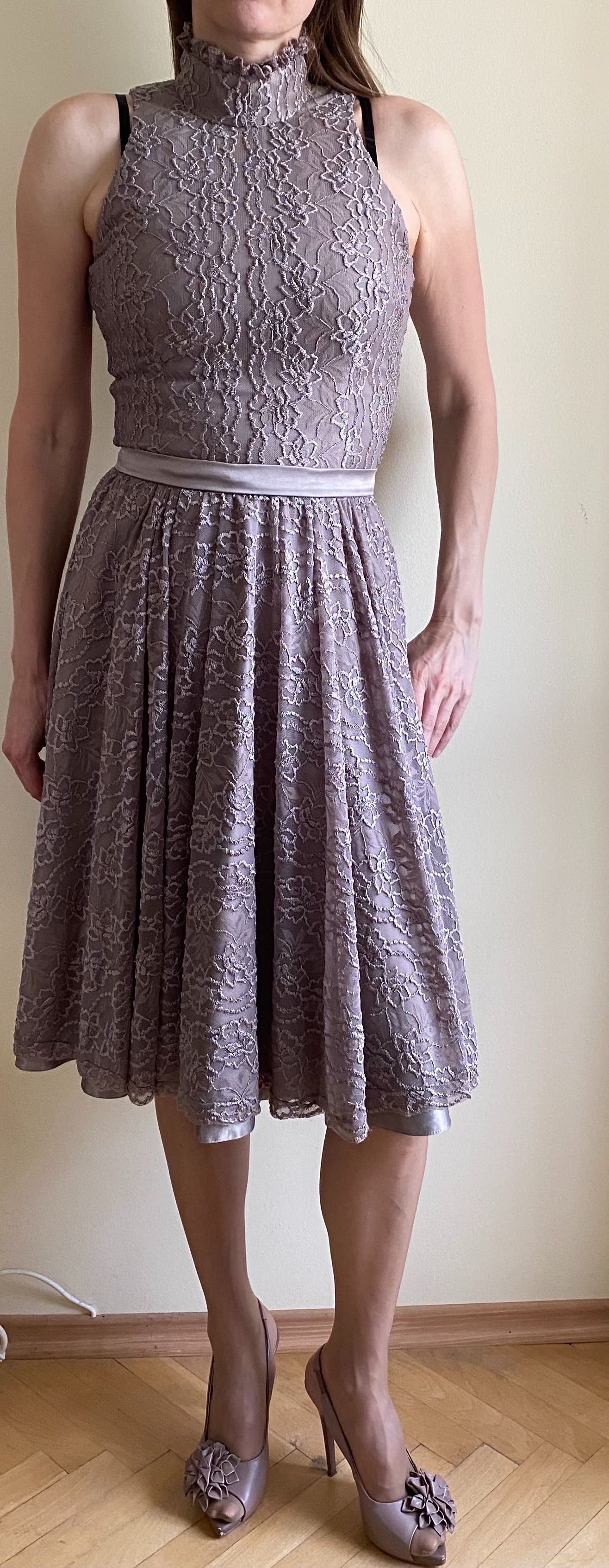 Комплект: Дамска коктейлна рокля с чанта и сандали