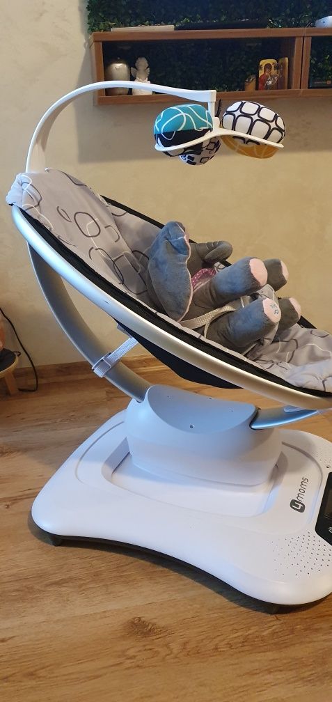 Електрическа бебешка люлка MamaRoo 4.0