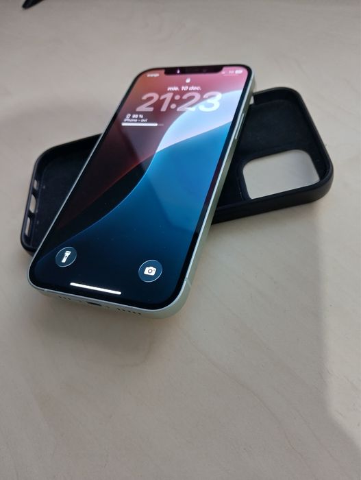 Vand iphone 12 baterie 90%