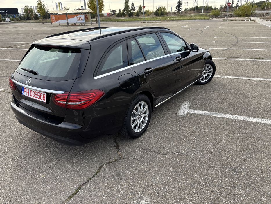 Mercedes-Benz C180 motorul de Mercedes 1600 cm 122 cai EURO 6 an 2020