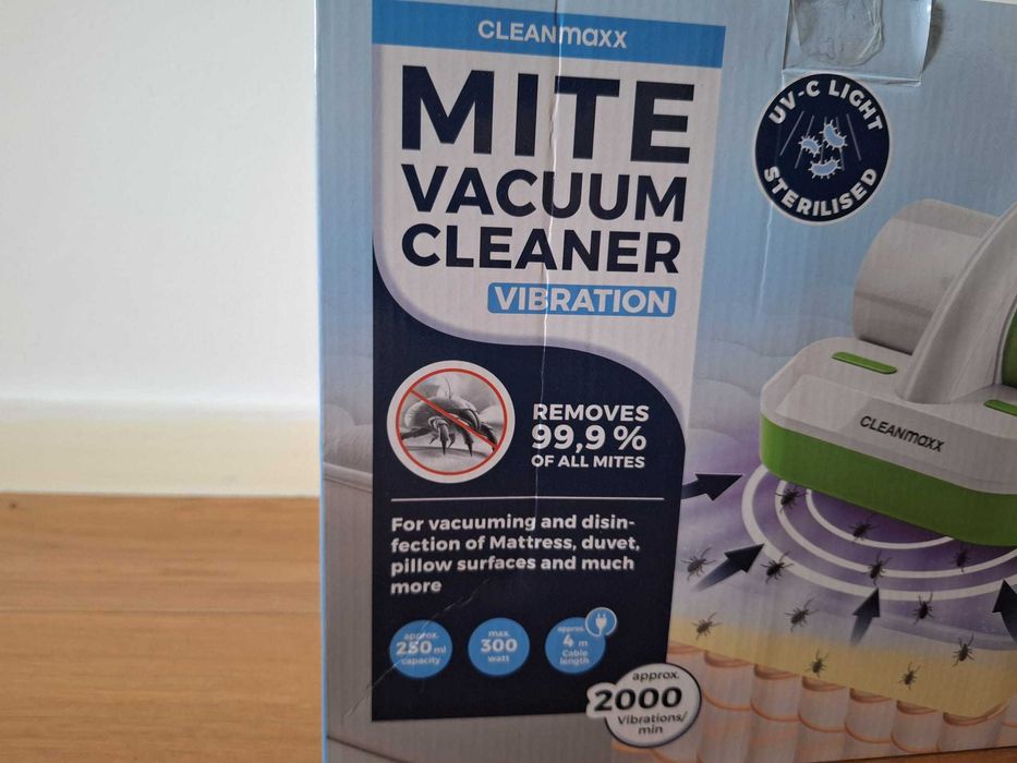 Aspirator anti acarieni cu vibrații + lampa igienizare UV  C CLEANmaxx