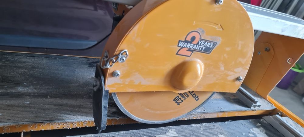 Mașina tăiat gresie Rotor RSW230B