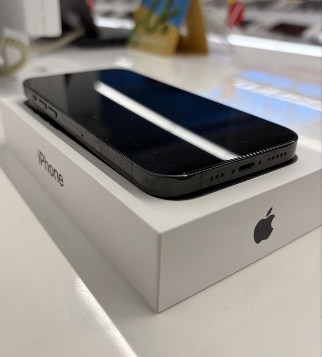 Продавам Apple Iphone 14 pro 128GB