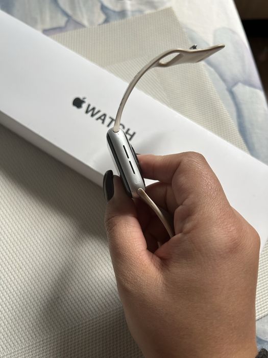 Смарт часовник Apple wache SE