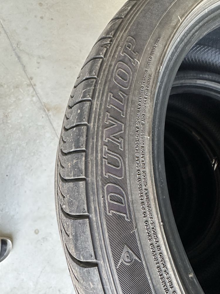 Set anvelope Dunlop vara 235/45R18