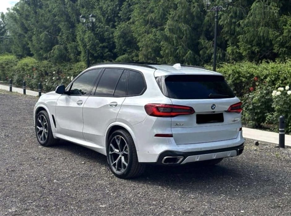 Bmw x5M 110k km servis doar bmw  fără daune fab 2020 FULL 530 DE CAI