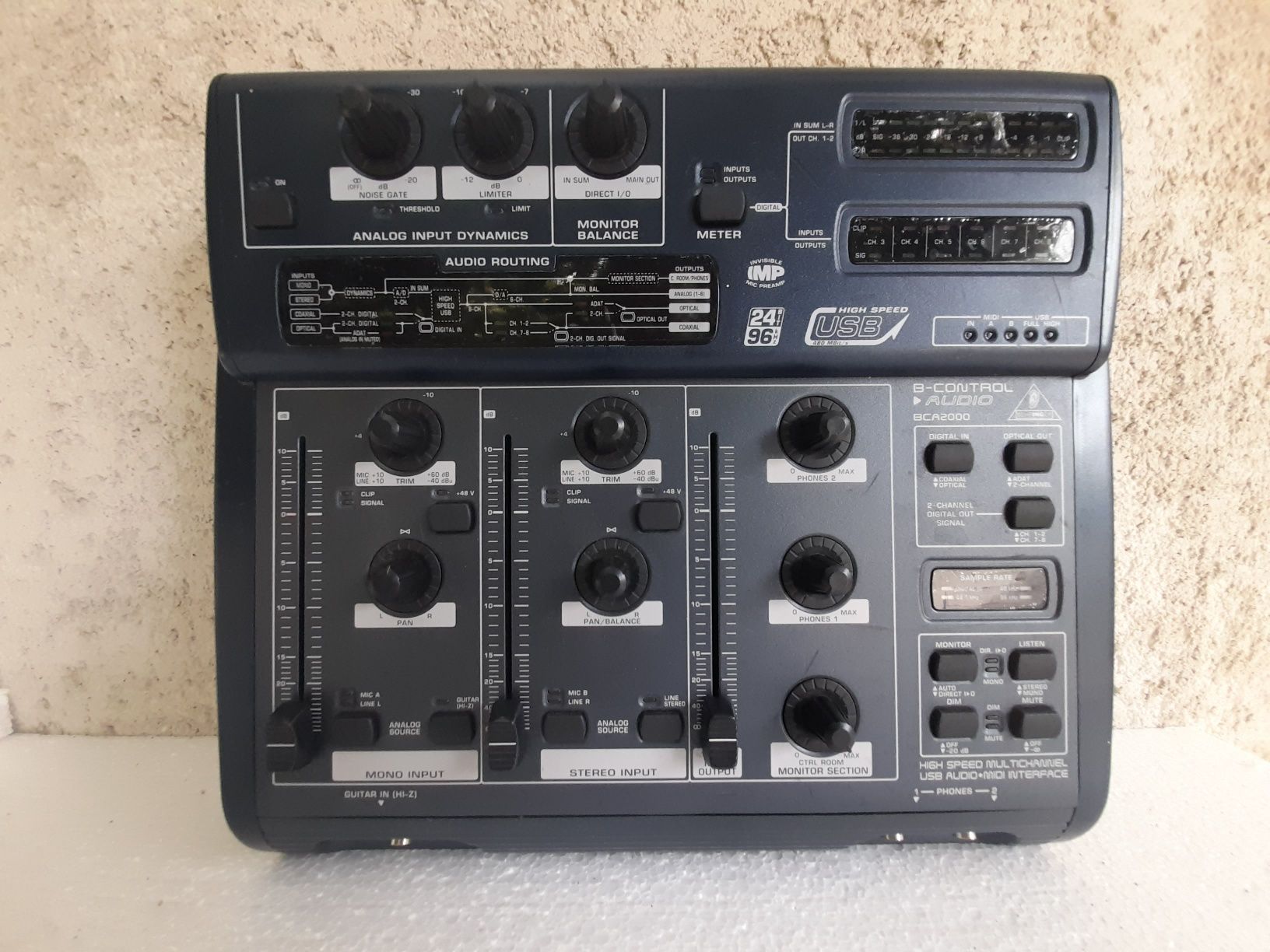 Behringer BCA2000 interfață control audio/MIDI( voce / instrumente)