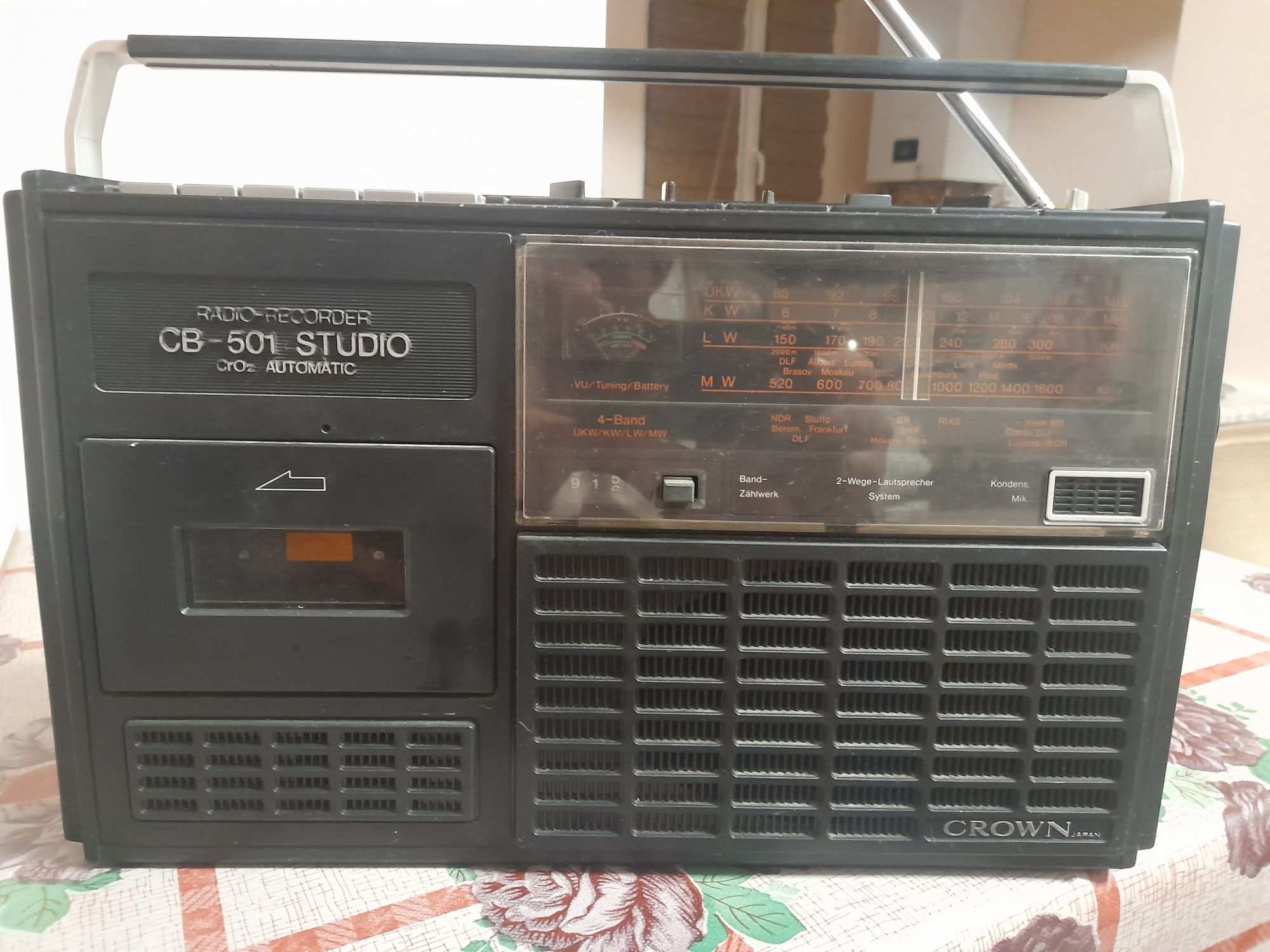 Radio-recorder crown cb-501 studio