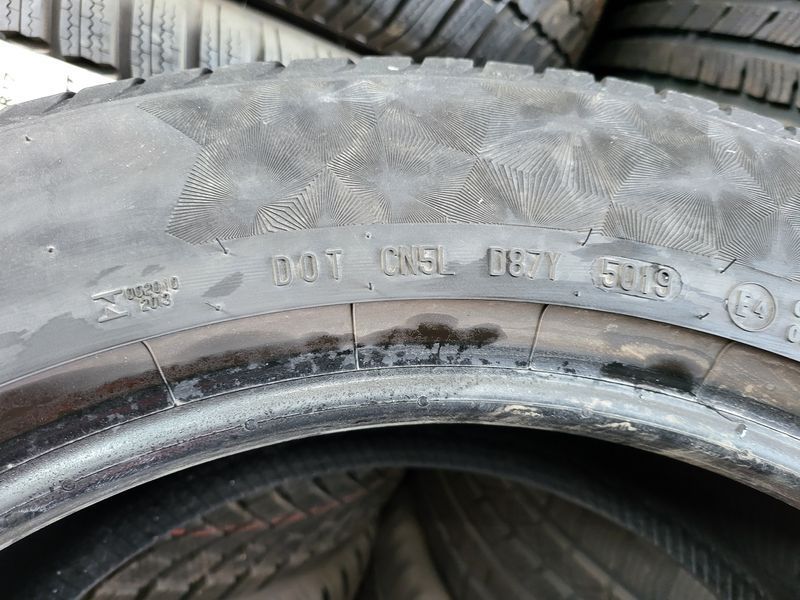 225/55/18 Continental 4бр
