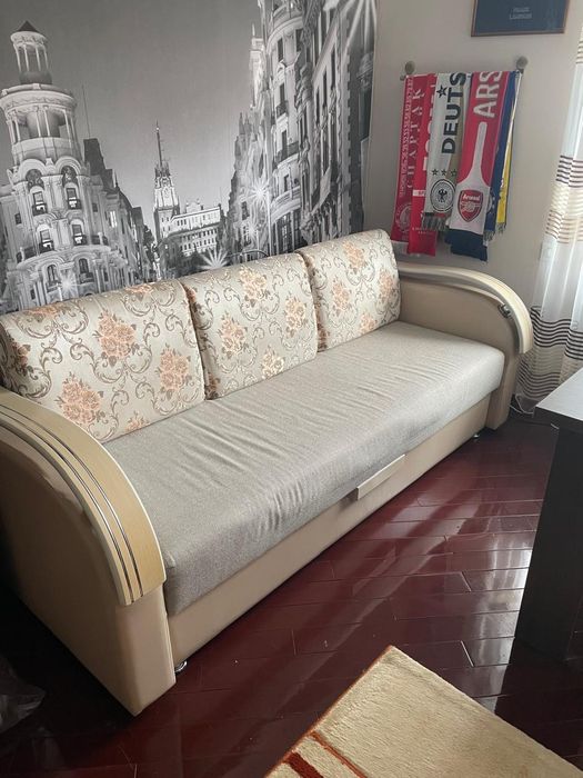 Диван б/у, в хорошем состоянии