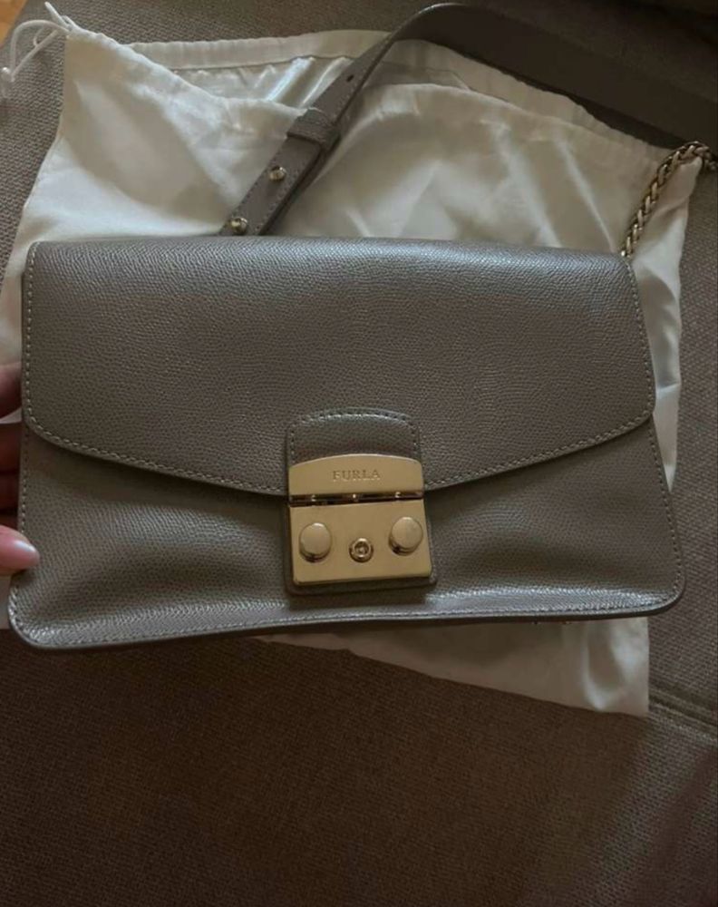 Дамска чанта Furla