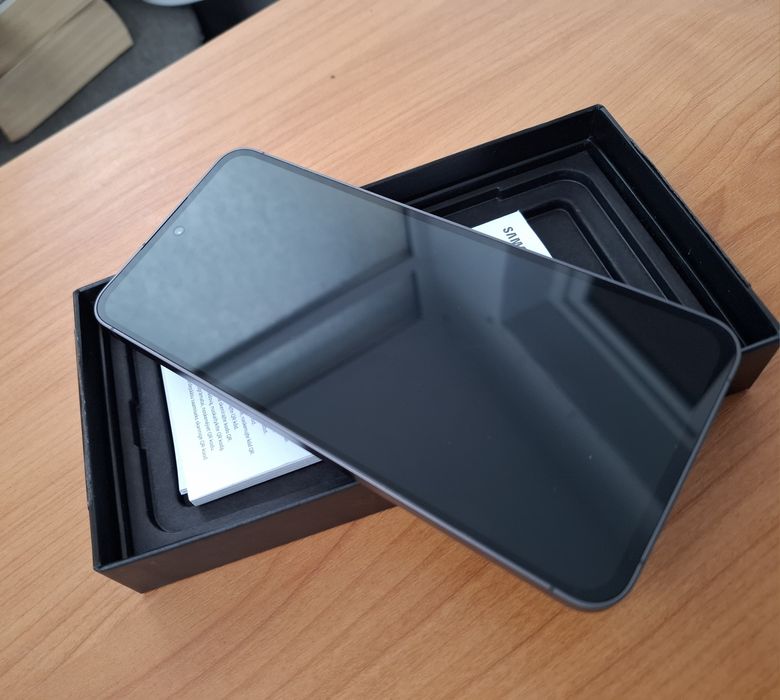Samsung S24FE, în garanție