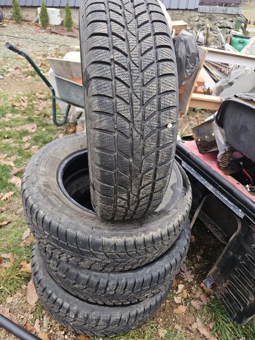 Cauciucuri iarna 205 70 R15 M+S Hankook