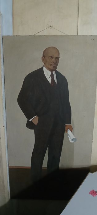 Продам портрет В.И.Ленин