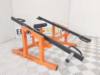 Комбиниран фитнес уред за горна част