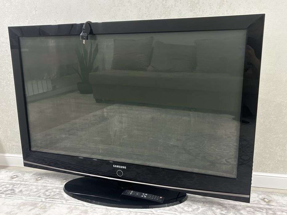 продам телевизор samsung