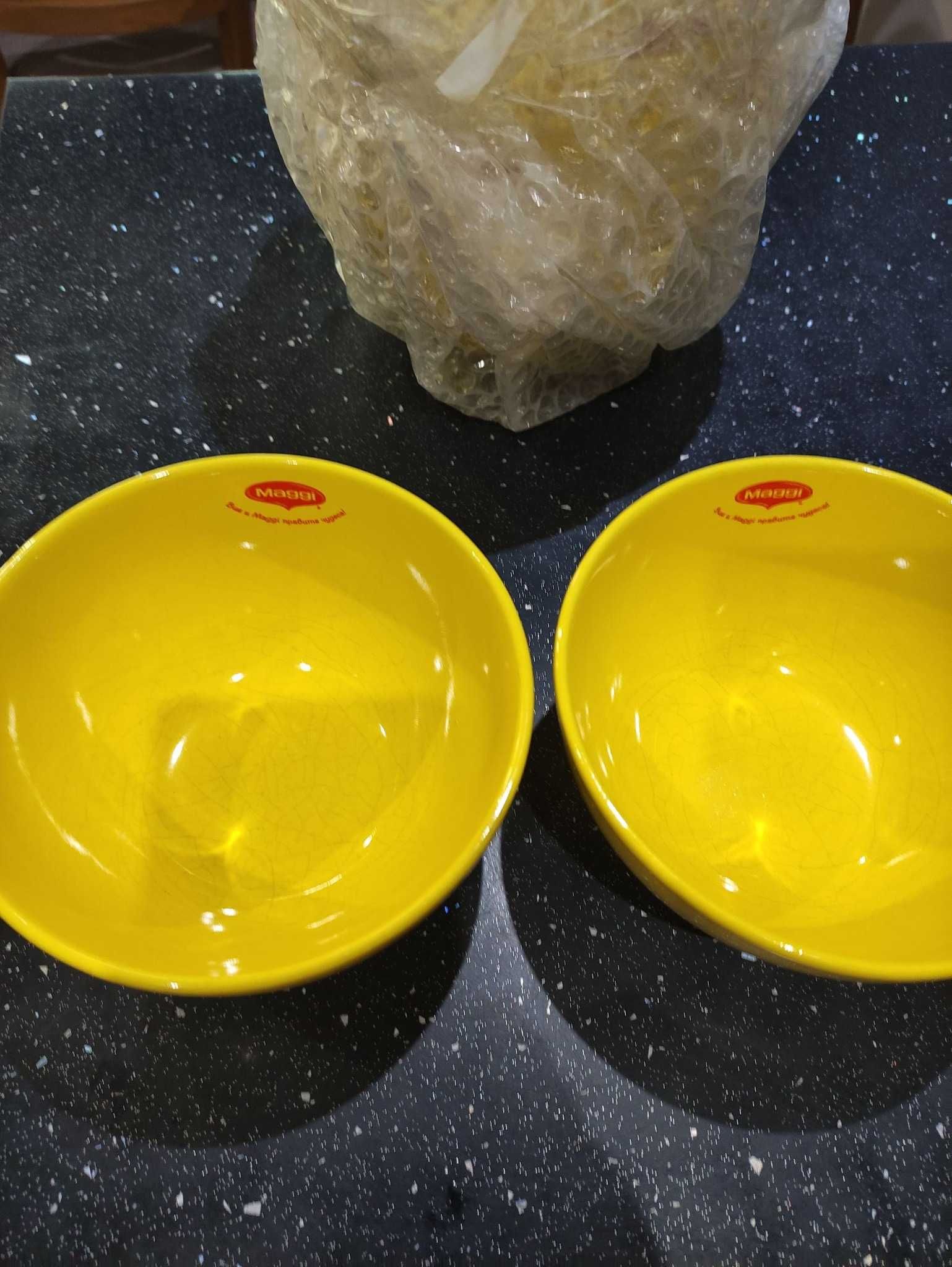 Купички с логото на Maggi