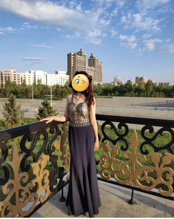 Платье вечернее